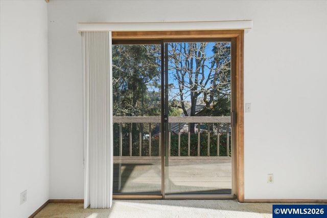 445 Greenacre Dr NW, Salem, OR 97304