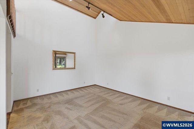 445 Greenacre Dr NW, Salem, OR 97304