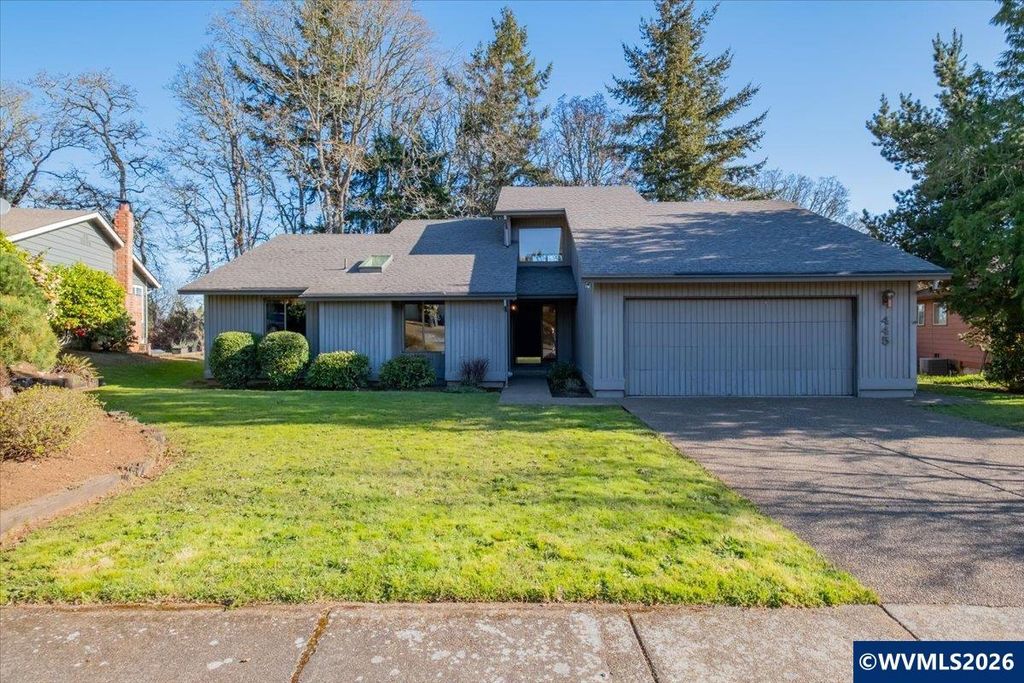 445 Greenacre Dr NW, Salem, OR 97304
