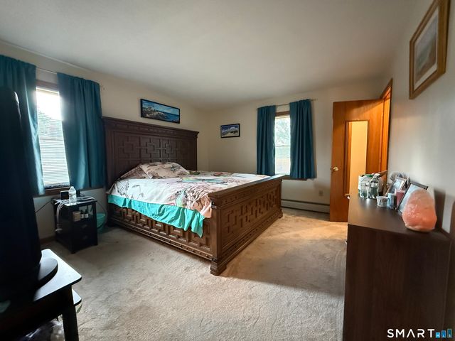 43 Hoadley Street, Naugatuck, CT 06770