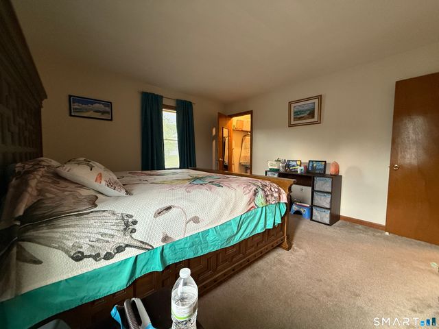 43 Hoadley Street, Naugatuck, CT 06770