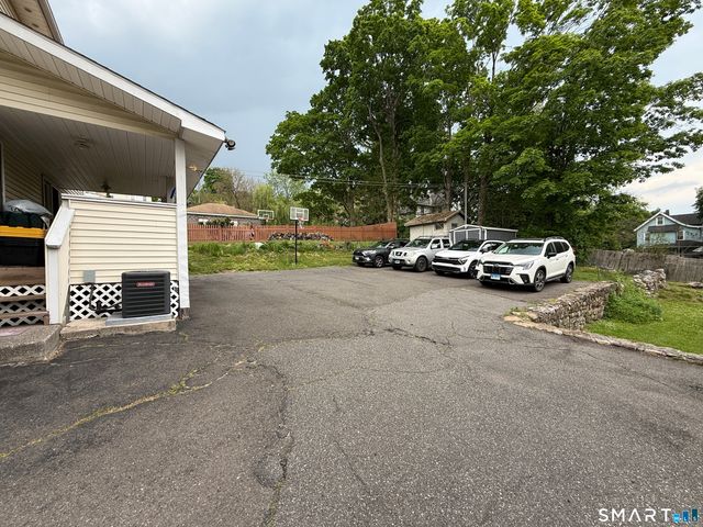 43 Hoadley Street, Naugatuck, CT 06770