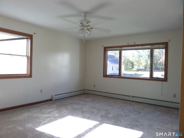 43 Hoadley Street, Naugatuck, CT 06770
