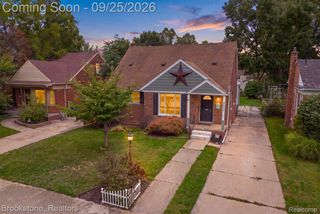 9648 Cavell Street, Livonia, MI 48150