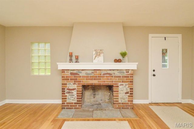 425 S 47th Street, Belleville, IL 62226