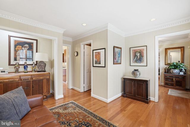 1230 23RD ST S, Arlington, VA 22202