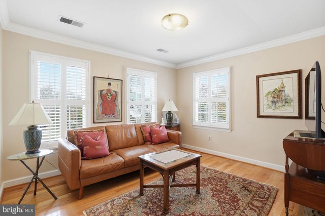 1230 23RD ST S, Arlington, VA 22202