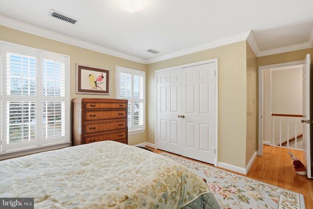 1230 23RD ST S, Arlington, VA 22202