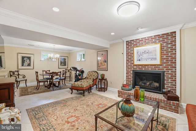 1230 23RD ST S, Arlington, VA 22202