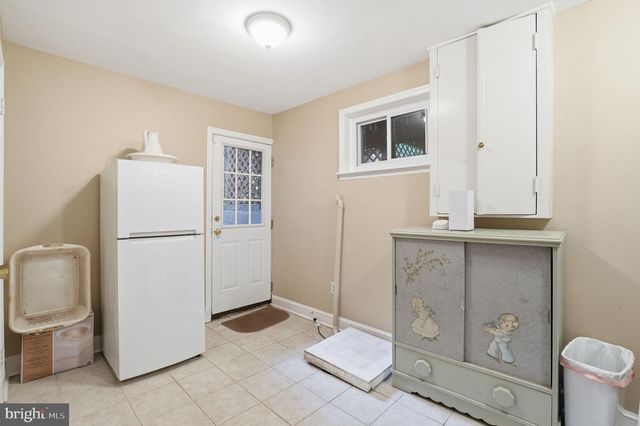 1230 23RD ST S, Arlington, VA 22202