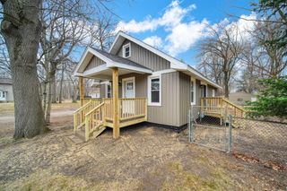 3227 Matthews Street, Leoni Twp, MI 49203