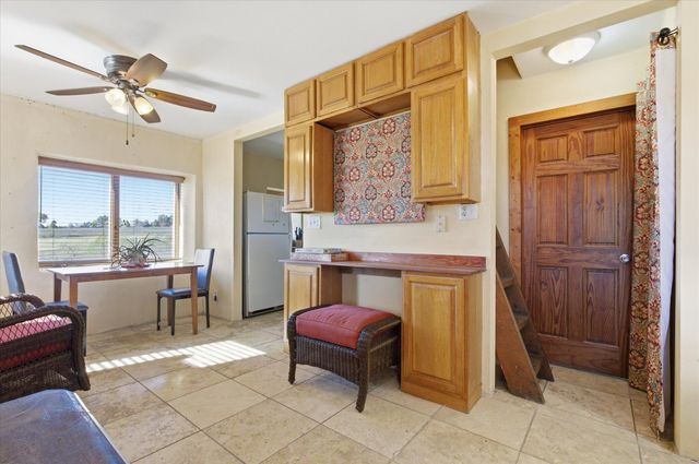 637 COUNTY ROAD 102, Fayette, MO 65248