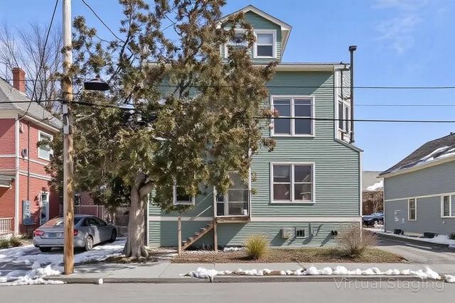 62 Lakeview Ter Apt B, Burlington, VT 05401