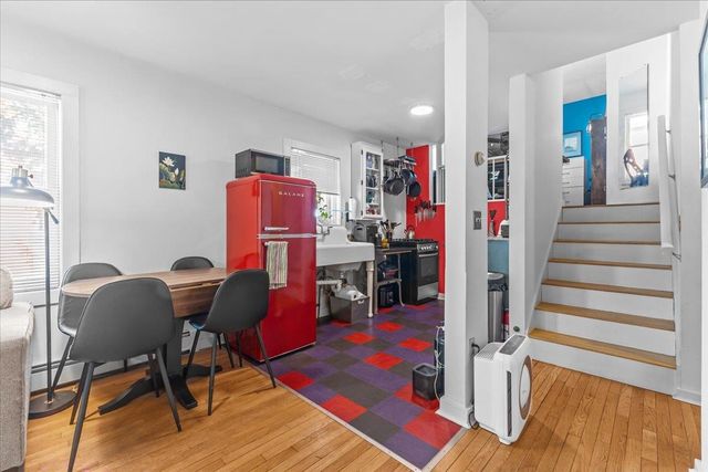 62 Lakeview Ter Apt B, Burlington, VT 05401