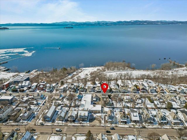 62 Lakeview Ter Apt B, Burlington, VT 05401
