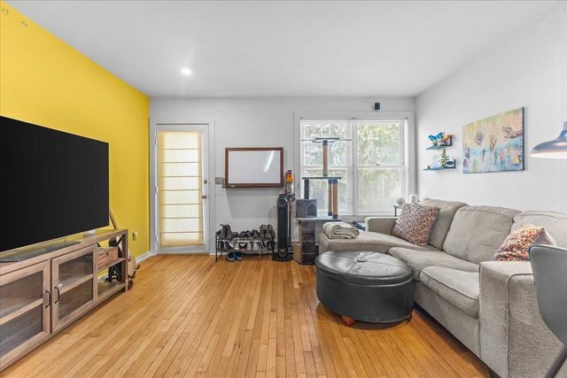 62 Lakeview Ter Apt B, Burlington, VT 05401