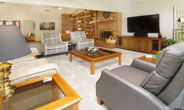 227 Private Rd 5885, Yantis, TX 75497