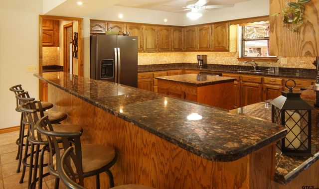 227 Private Rd 5885, Yantis, TX 75497