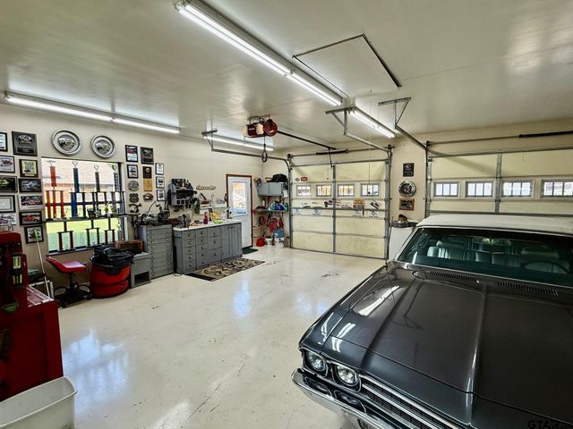 227 Private Rd 5885, Yantis, TX 75497