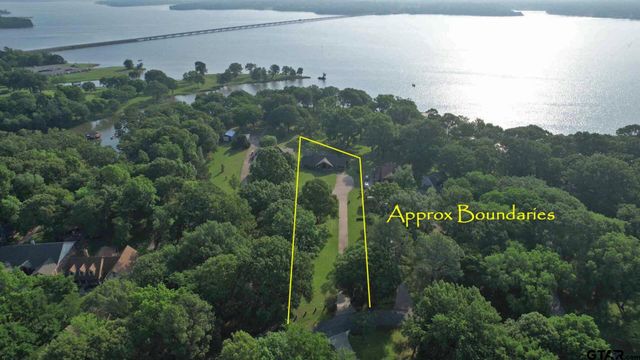 227 Private Rd 5885, Yantis, TX 75497