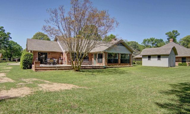 227 Private Rd 5885, Yantis, TX 75497