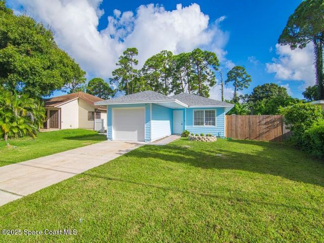 2946 1st Street SW, Vero Beach, FL 32968