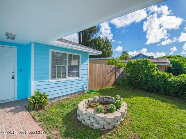 2946 1st Street SW, Vero Beach, FL 32968