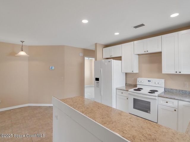 2946 1st Street SW, Vero Beach, FL 32968