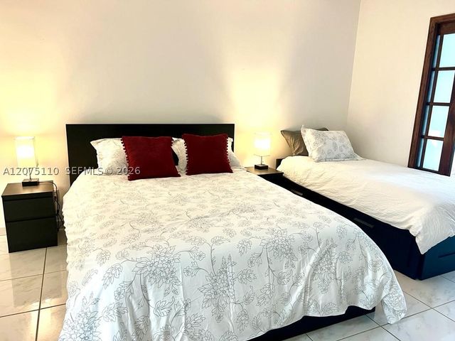 5401 Collins Ave 311, Miami Beach, FL 33140