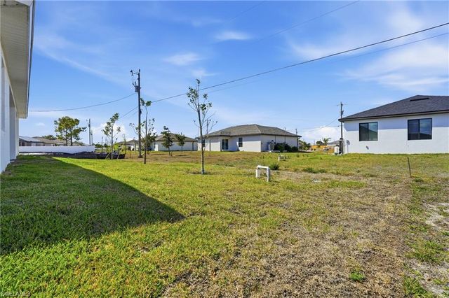 3020 NW 6Th AVE, Cape Coral, FL 33993