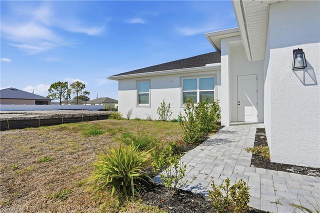 3020 NW 6Th AVE, Cape Coral, FL 33993