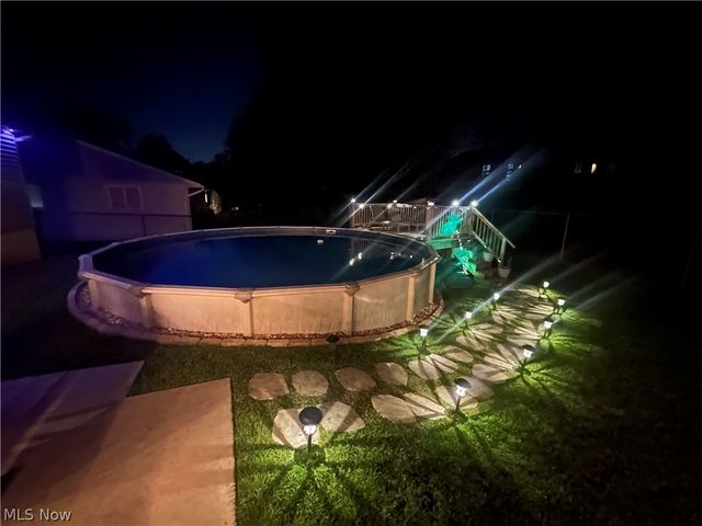 488 Woodlake Drive, Medina, OH 44256