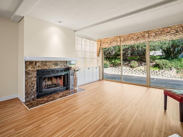 3293 Topaz Ln, Cameron Park, CA 95682