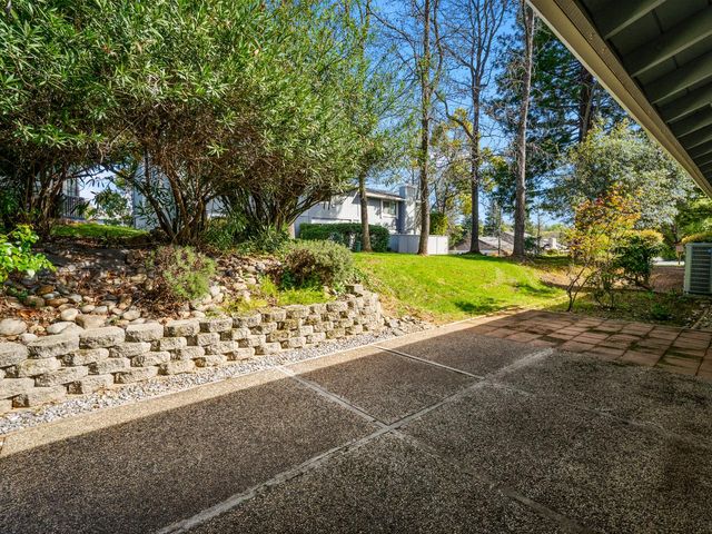 3293 Topaz Ln, Cameron Park, CA 95682