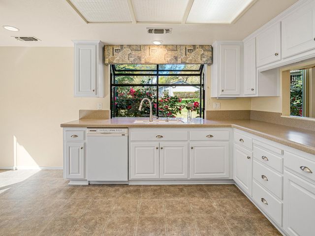 3293 Topaz Ln, Cameron Park, CA 95682