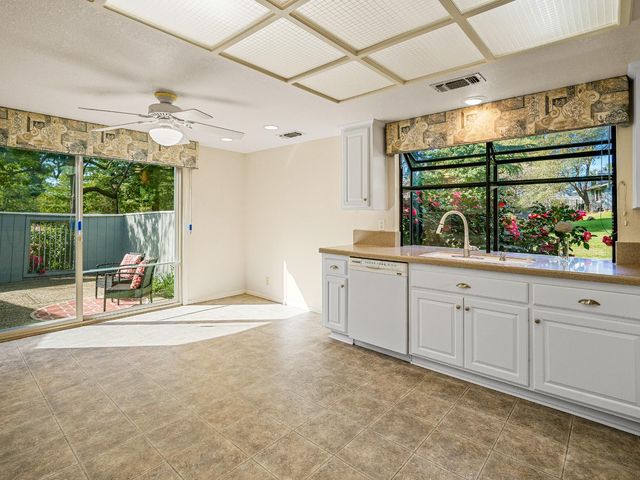 3293 Topaz Ln, Cameron Park, CA 95682