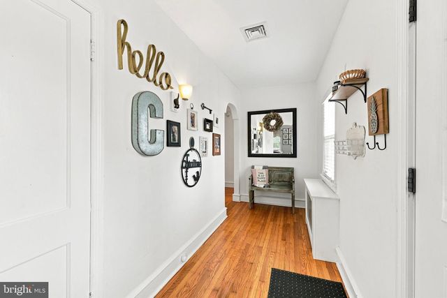 925 GILBERT RD, Cheltenham, PA 19012