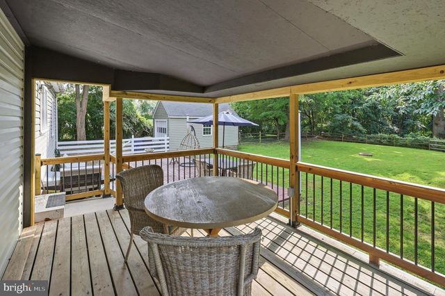 925 GILBERT RD, Cheltenham, PA 19012
