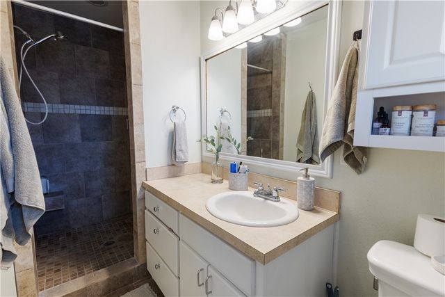 904 Lyndale St, Kingsville, TX 78363