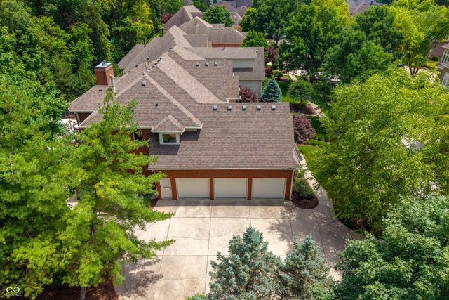 1981 Caledonian Court, Greenwood, IN 46143