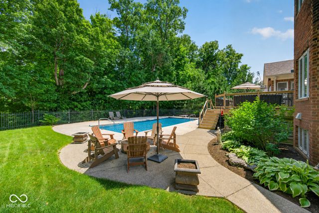 1981 Caledonian Court, Greenwood, IN 46143