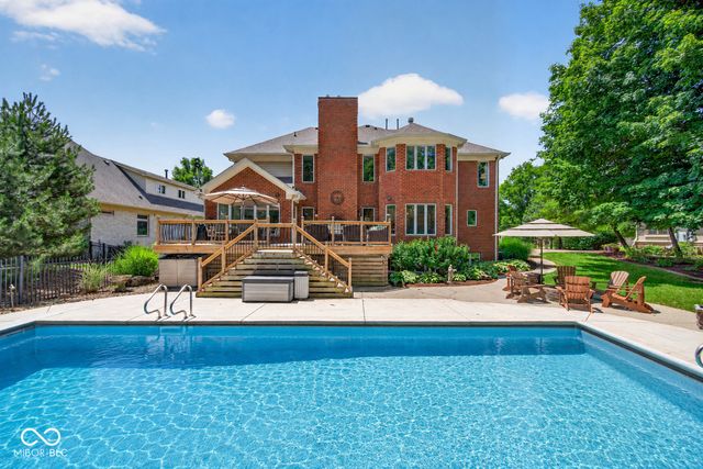1981 Caledonian Court, Greenwood, IN 46143