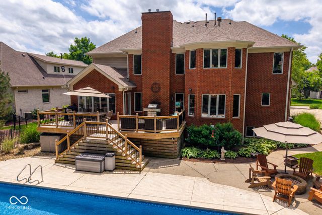 1981 Caledonian Court, Greenwood, IN 46143