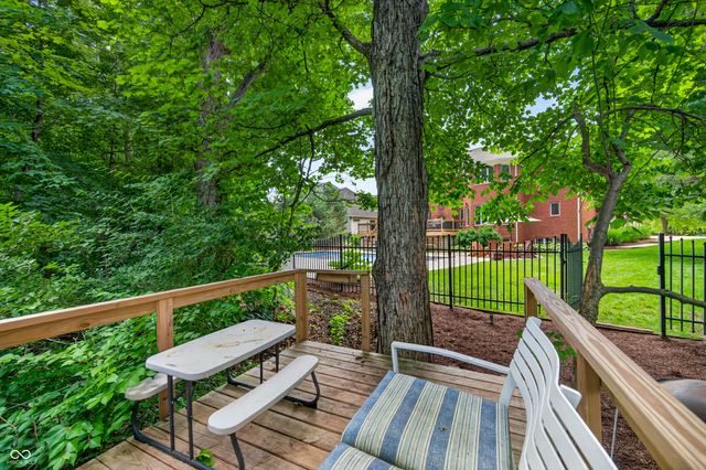 1981 Caledonian Court, Greenwood, IN 46143