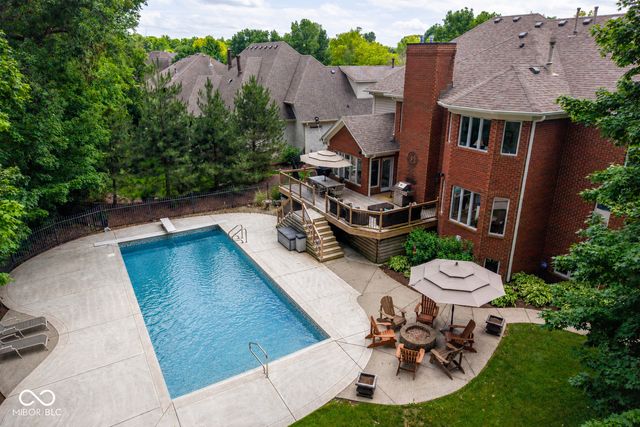 1981 Caledonian Court, Greenwood, IN 46143
