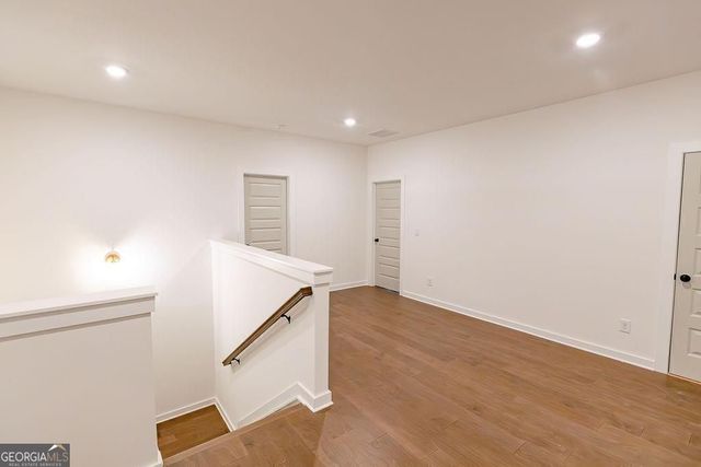 8310 Creekside Overlook Drive, Gainesville, GA 30506
