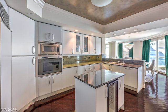 2747 Paradise Road 1601, Las Vegas, NV 89109