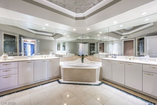 2747 Paradise Road 1601, Las Vegas, NV 89109