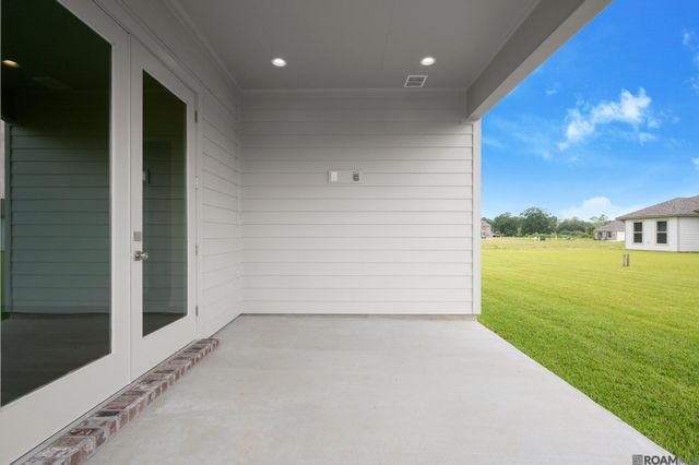 12103 Clare Ct, Geismar, LA 70734