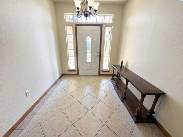 4808 Mariola Lane, Pasco, WA 99301